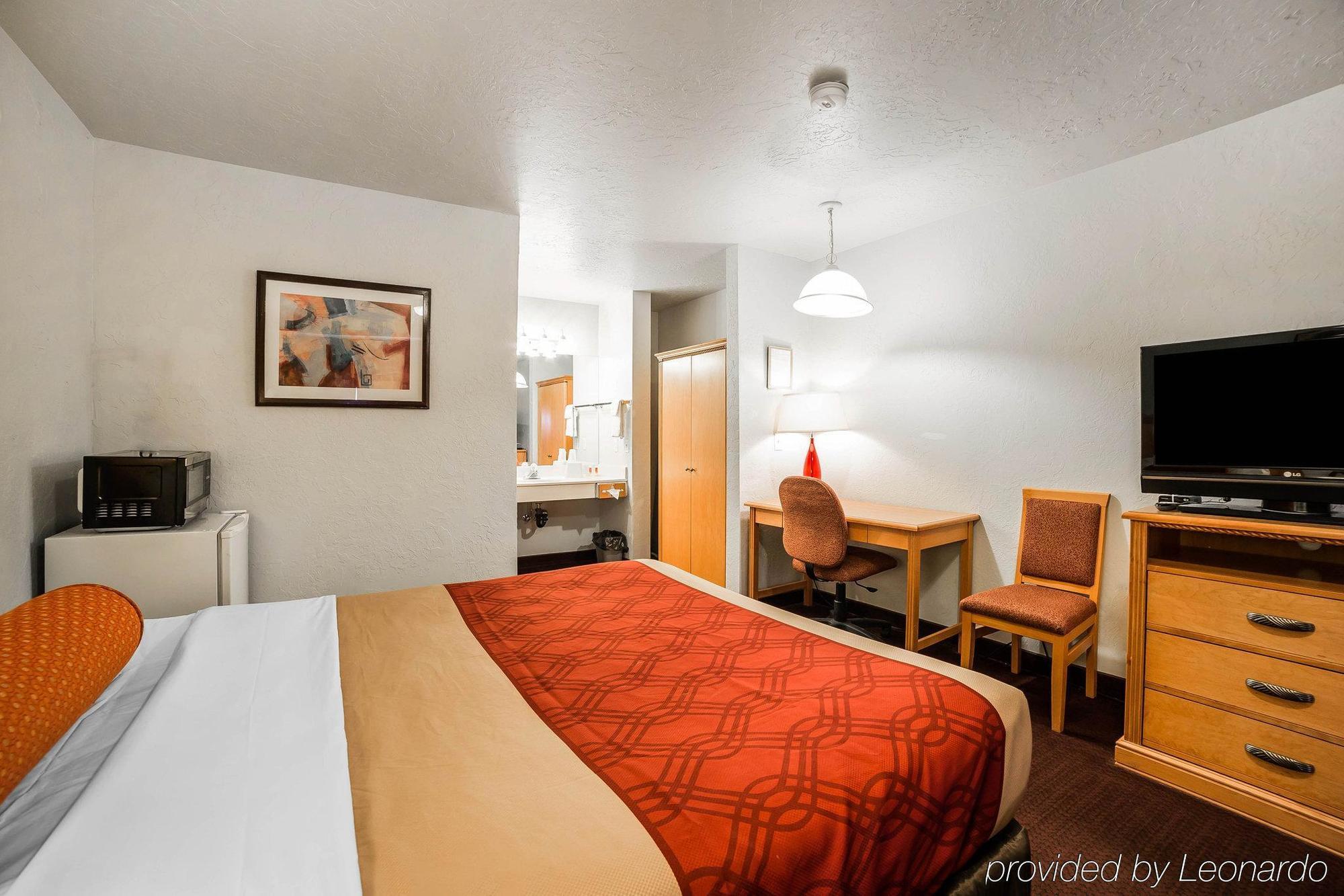 Americas Best Value Inn & Suites Provo Exterior photo