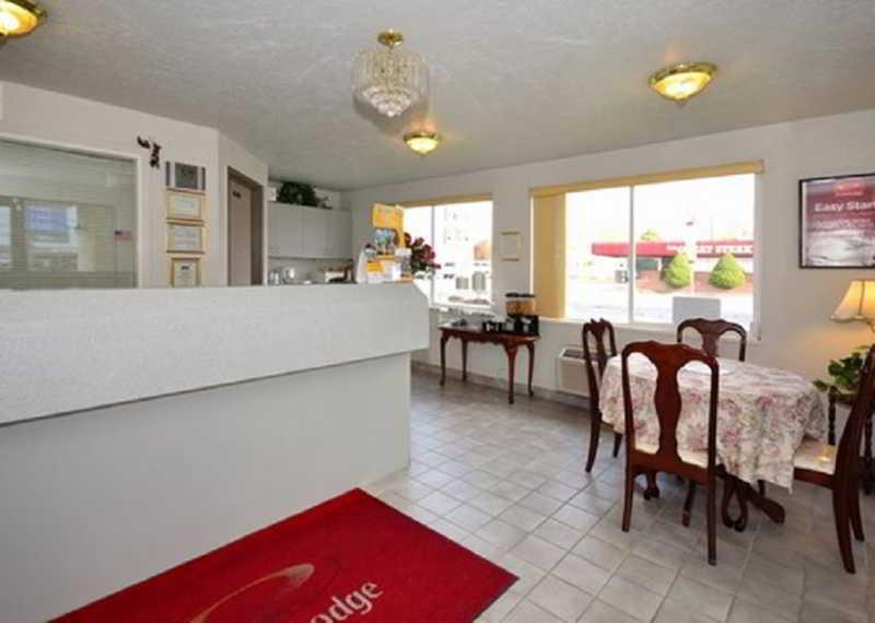 Americas Best Value Inn & Suites Provo Interior photo