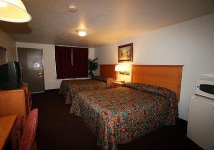 Americas Best Value Inn & Suites Provo Exterior photo