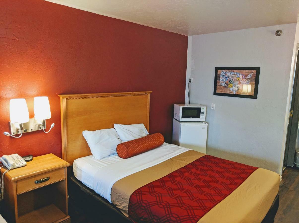Americas Best Value Inn & Suites Provo Exterior photo